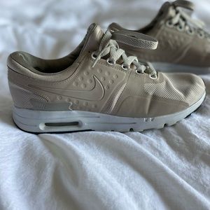 Womens Nike Air Max